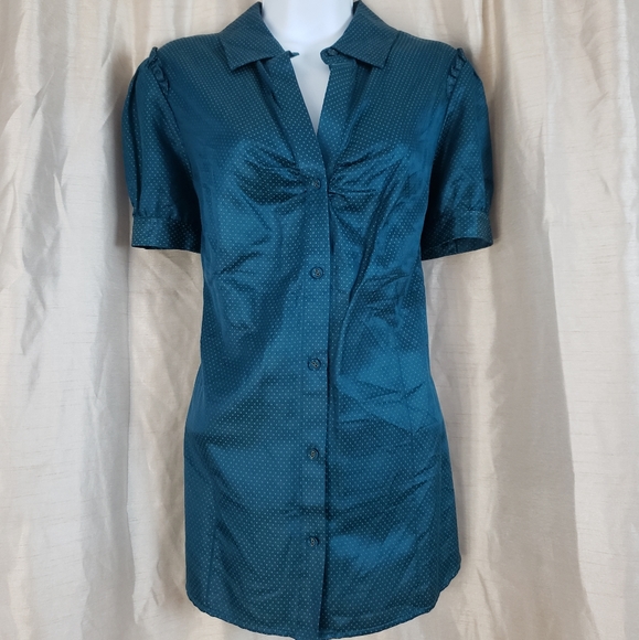 Banana Republic Tops - NWT Banana Republic teal silk button down blous L